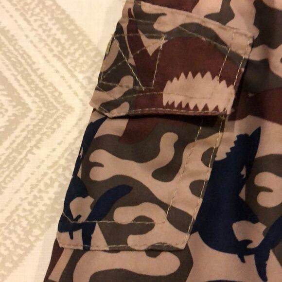 Wes and Willy Boys Shark Brown/Navy Bathing Suit - Picture 3 of 7